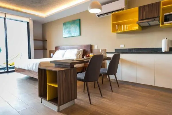 Yellow Condo Плая-дель-Кармен 0*,  Мексика