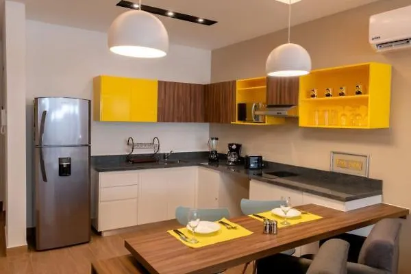 Yellow Condo Playa del Carmen Apartment