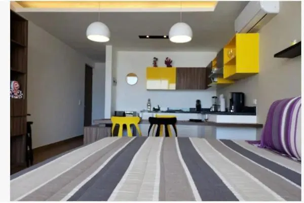Yellow Condo Playa del Carmen 0*,