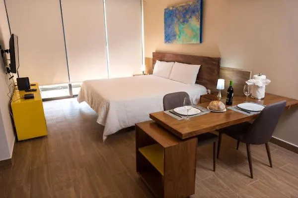 Yellow Condo Playa del Carmen Apartment