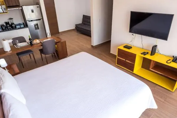 Yellow Condo Playa del Carmen Apartment