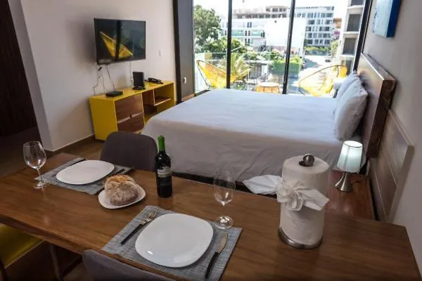 Apartment Yellow Condo Playa del Carmen
