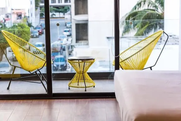 Yellow Condo Playa del Carmen 0*,