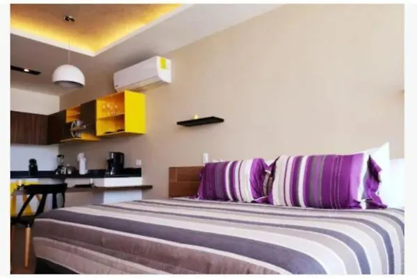 Yellow Condo Playa del Carmen Apartment
