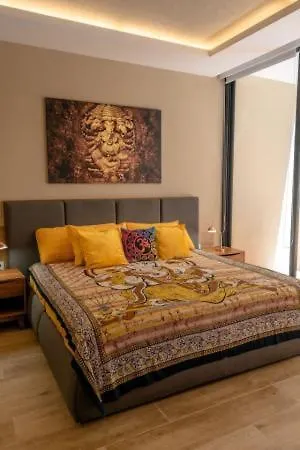 Yellow Condo Playa del Carmen Apartment