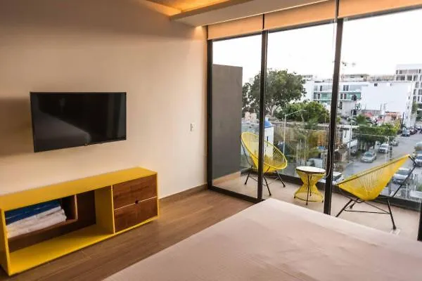 Yellow Condo Playa del Carmen